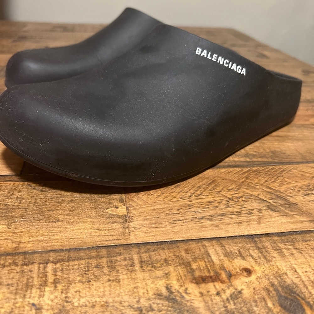 Balenciaga Clogs Men